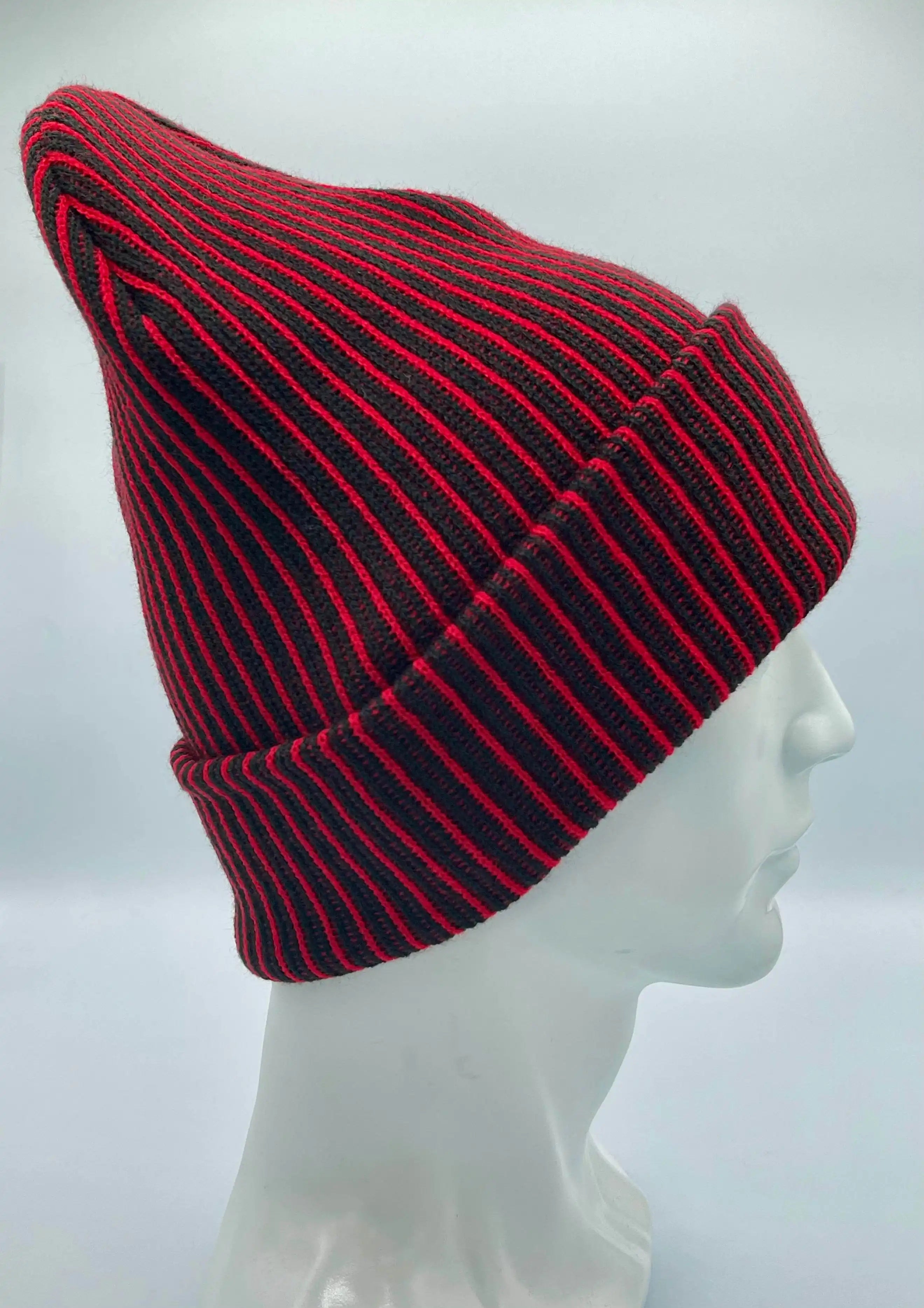 Cuffed Wide Ribbed Striped Beanie, Contrast, Black and Red, Classic Beanie