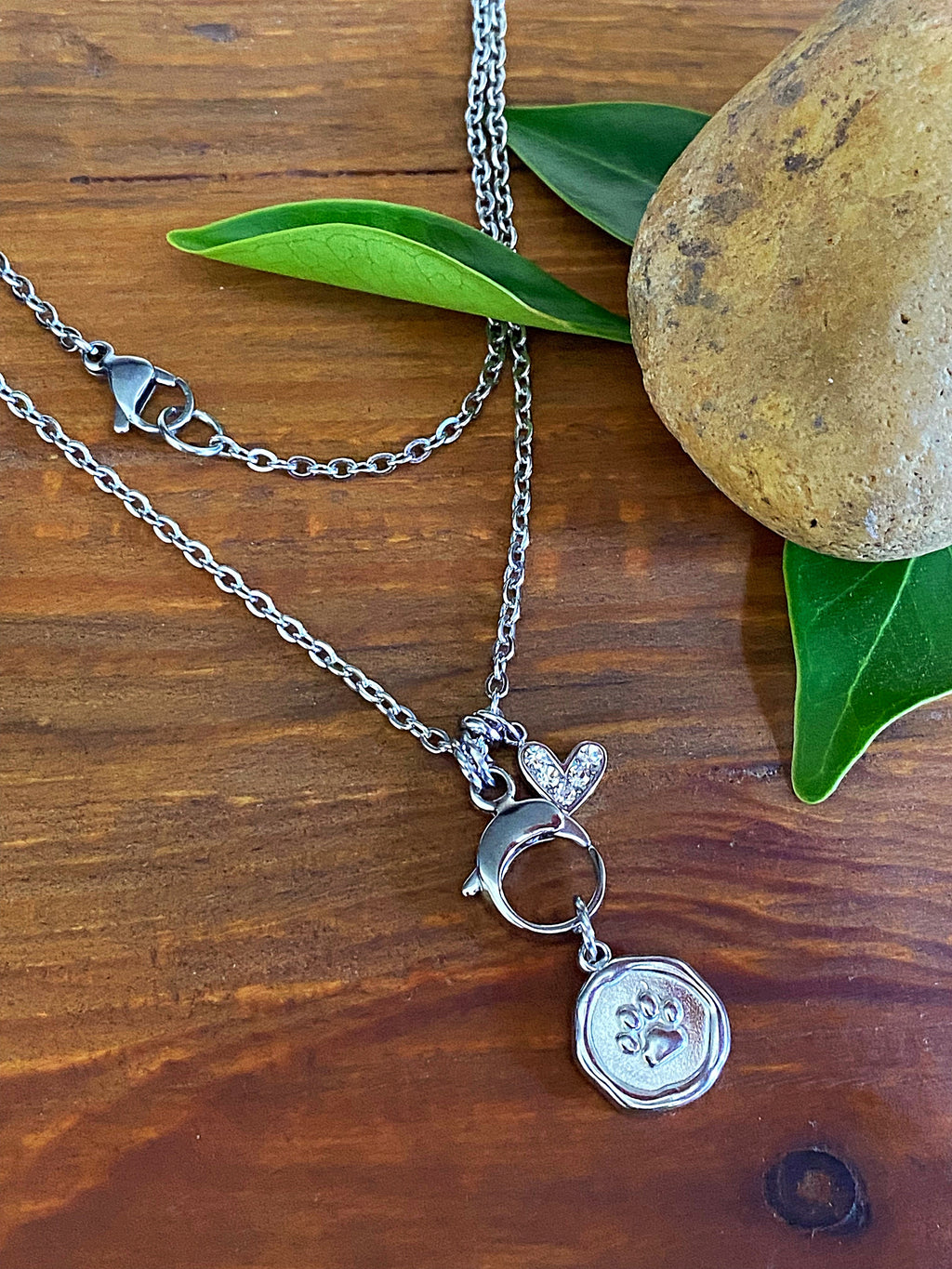 PAW PRINT NECKLACE