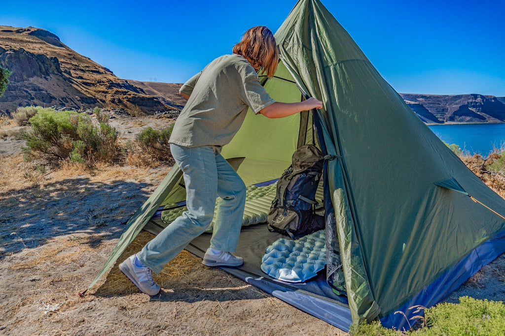 Trekker Tent 4 | 4-Person Backpacking Tent